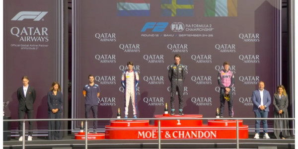 "Formula 2" üzrə Azərbaycan Qran-prisində sprint yarışının qalibi mükafatlandırılıb