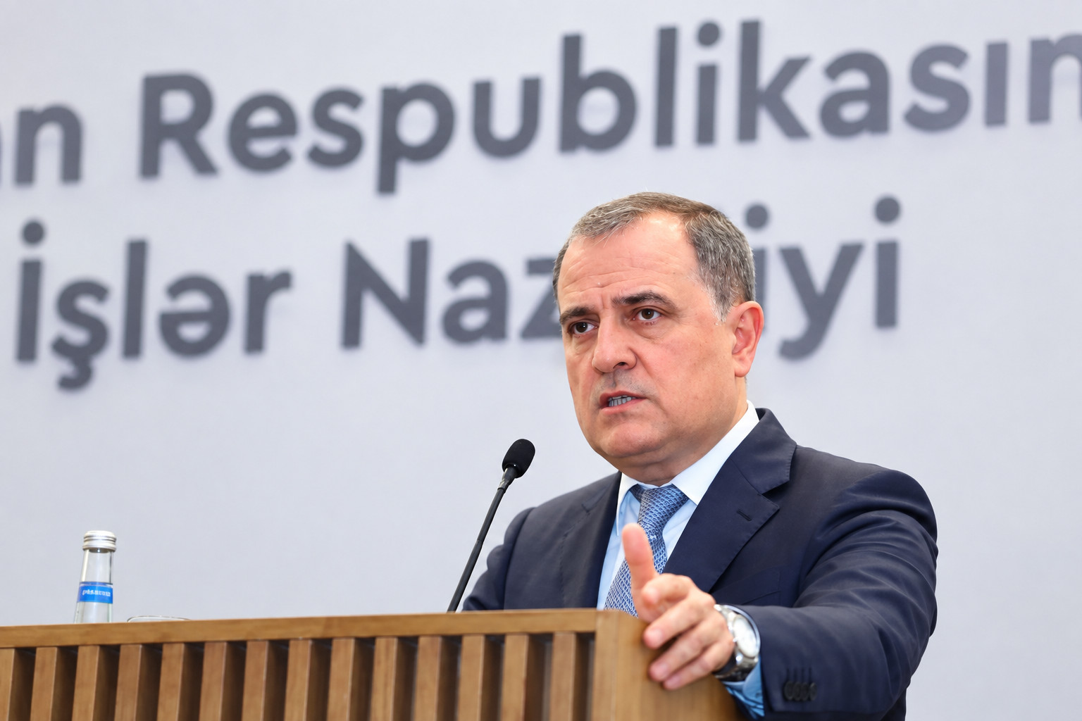 Ceyhun Bayramov: Biz real nəticələr verən, regional sabitliyi təmin edən çoxtərəfli sistemə sadiq qalırıq