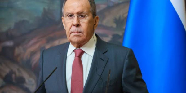 Sergey Lavrov Almaniyanın xarici işlər naziri ilə görüşür