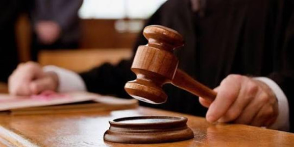 Fransada 16 yaşlı Tomasın ölümü ilə bağlı 11 nəfər məhkəmə qarşısına çıxarıldı