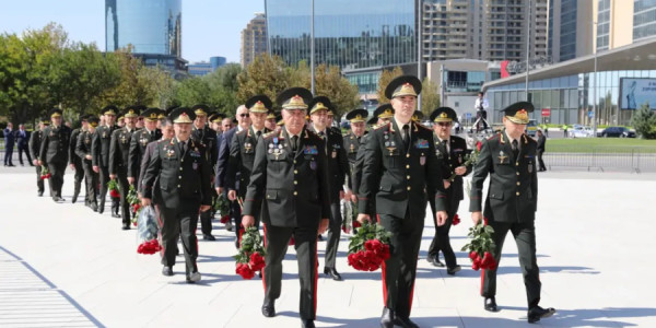 XRİTDX rəhbərliyi şəhidlərin məzarlarını ziyarət etdi