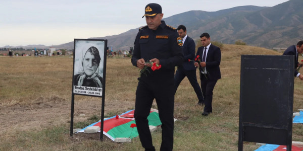 Xocalıda Anım Günü ilə bağlı Şəhidlər xiyabanı ziyarət olunub