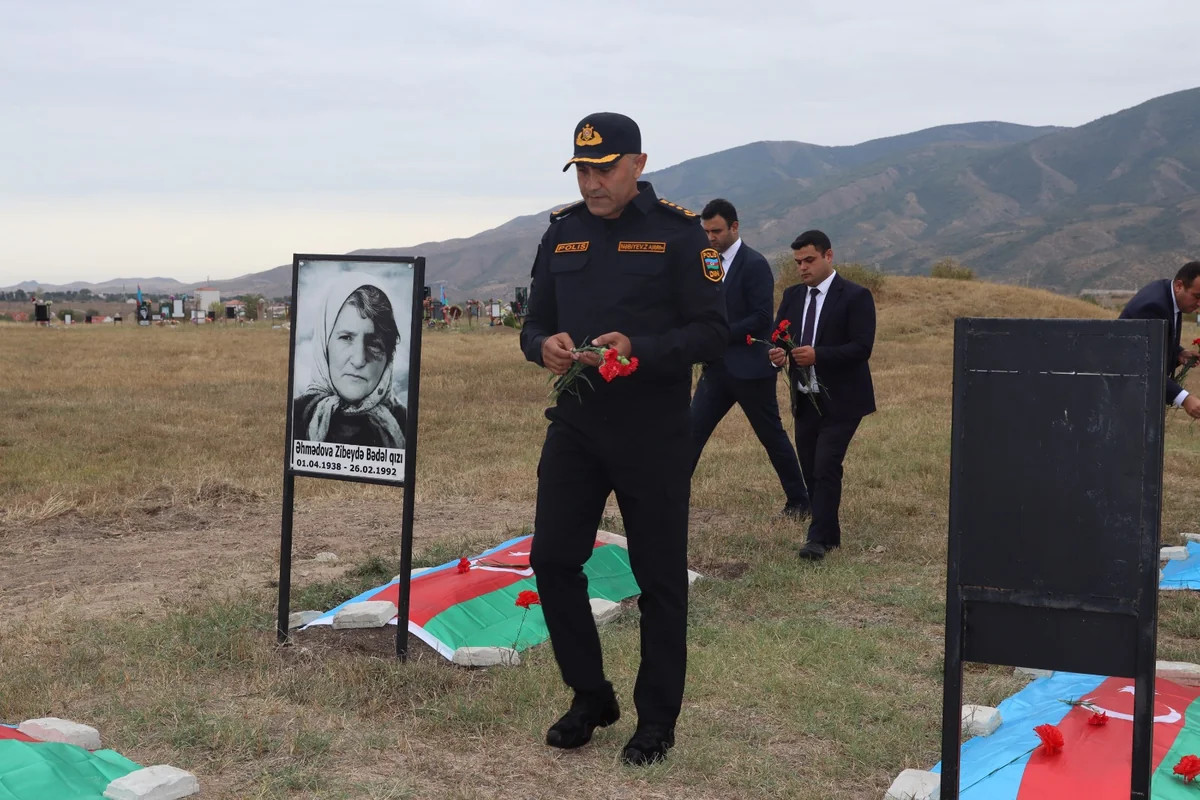Xocalıda Anım Günü ilə bağlı Şəhidlər xiyabanı ziyarət olunub