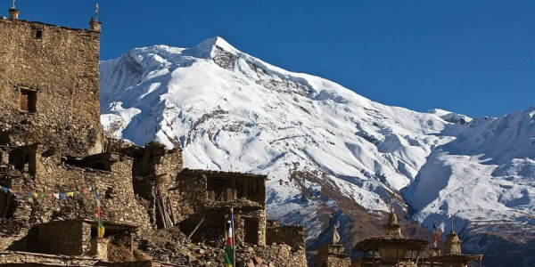 Himalayda uçqun düşdü: