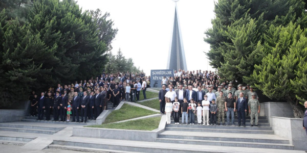 Xaçmaz rayonunda Anım Günü ilə əlaqədar Şəhidlər xiyabanı ziyarət edilib