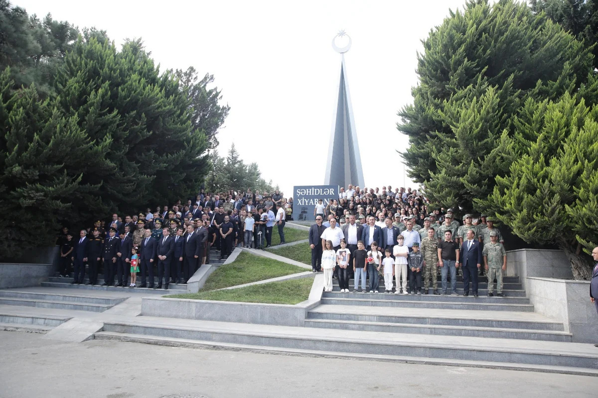 Xaçmaz rayonunda Anım Günü ilə əlaqədar Şəhidlər xiyabanı ziyarət edilib