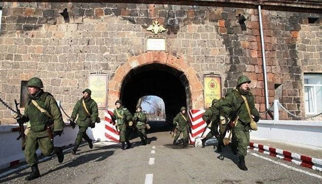 Erməni xalqı Paşinyanı yox, Rusiyanı seçdi -