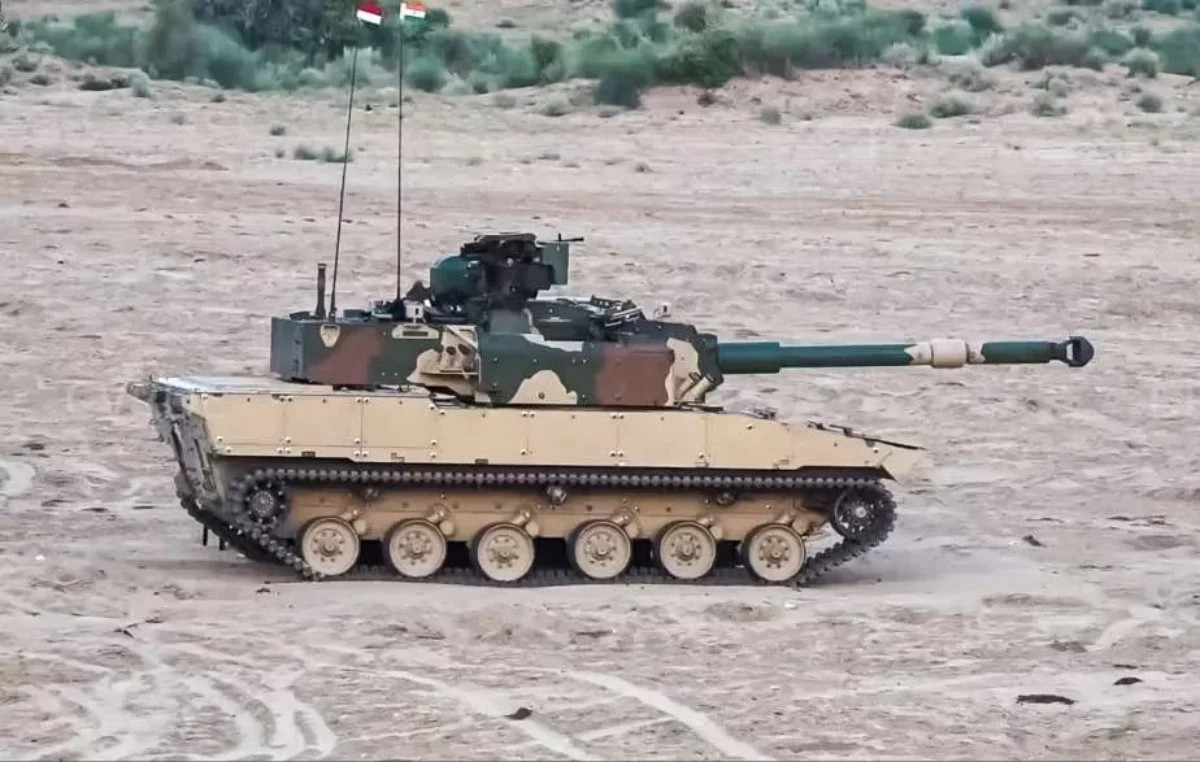 Hindistan ordusu yeni tanklarla gücləndirilir