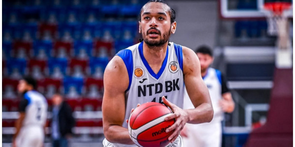 ABŞ-dən olan basketbolçu Qeylen Smit Azərbaycan klubuna qayıdıb