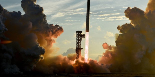 Starship ilk orbital uçuşdan sonra partladı