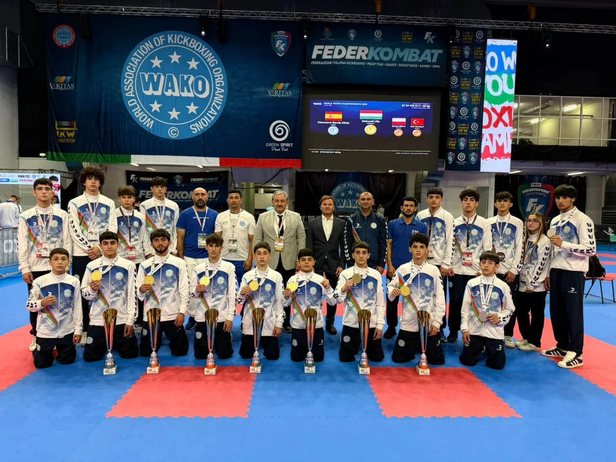 Azərbaycan kikboksçuları dünya çempionatında 16 medal qazanıblar