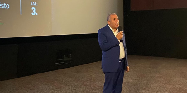 Praqada Azərbaycanın Milli Qəhrəman Natiq Qasımov haqqında film nümayiş olunub