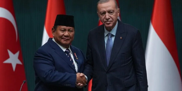 Türkiyə–İndoneziya əlaqələrinin inkişafı müzakirə olunub