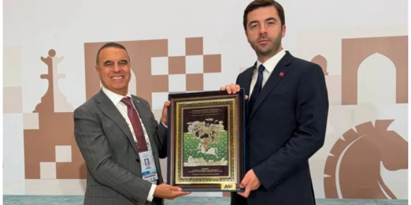 Mahir Məmmədov Enes Efendioğlu ilə şahmat sahəsində əməkdaşlığı müzakirə edib