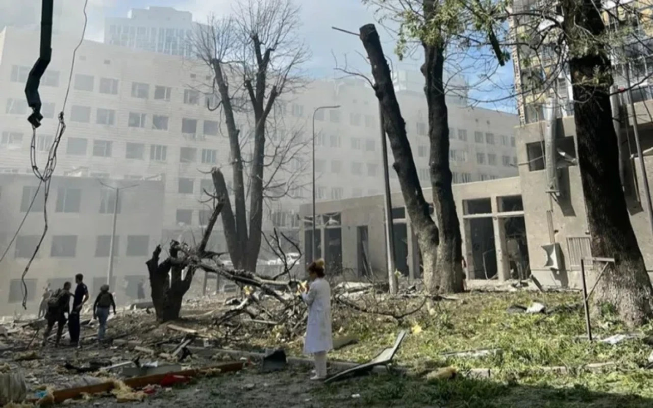Kiyev cəbhə şəhərinə çevrilir