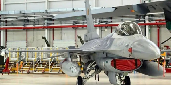 Belçika Ukraynaya F-16 tədarükünü sürətləndirir