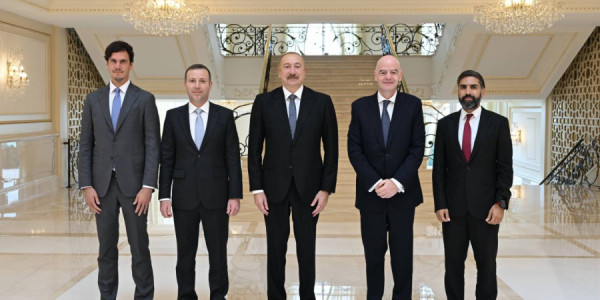 İnfantino FIFA-ya göstərdiyi dəstəyə və U-15 Dünya Çempionatının keçirilməsinə görə Prezident İlham Əliyevə təşəkkür edib
