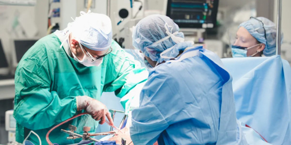 Azərbaycanda ürək transplantasiyası uğurla başa çatıb
