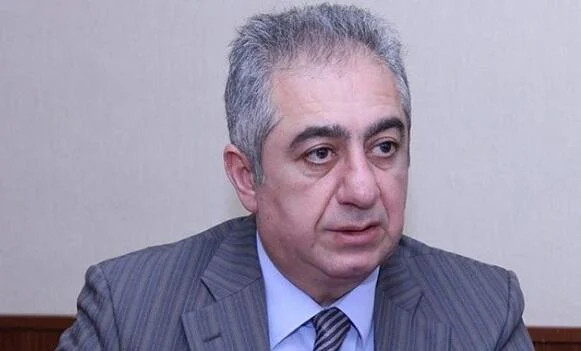 Qubad İbadoğlu Azərbaycanı tərk etdi