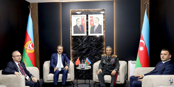 Azərbaycan ilə Türkiyə arasında hərbi və hərbi-texniki sahələri müzakirə edilib