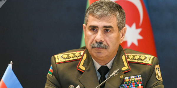 Zakir Həsənov Böyük Britaniyanın və Slovakiyanın müdafiə nazirləri ilə görüşlər keçirib