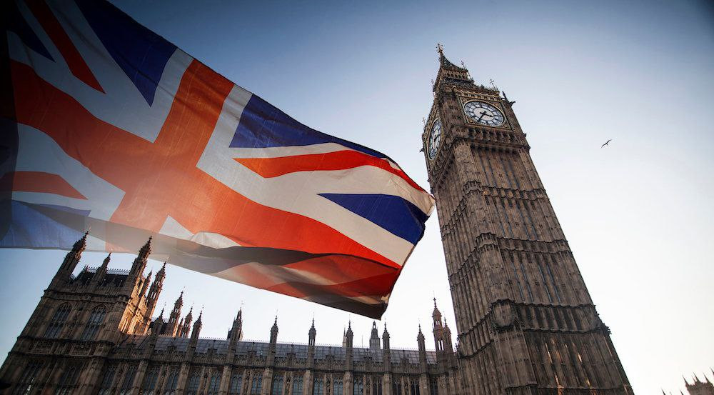 Britaniyada immiqrasiya qaydalarının dəyişdirilməsi gündəmə gəldi