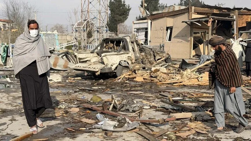 Pakistanın Əfqanıstana zərbələri ilə bağlı ziddiyyətli açıqlamalar