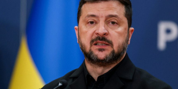 Zelenski Qara dənizdə və Rusiyada hədəflərin vurulduğunu deyib