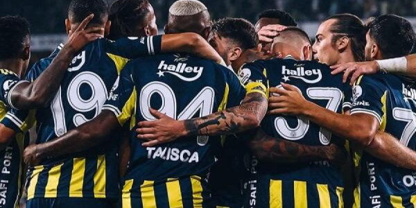 “Fənərbağça” Bakıya gəldi