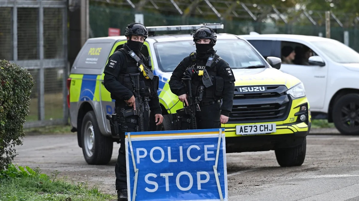 Britaniyada İran vətəndaşlığı olan şəxs terror şübhəsi ilə saxlanıldı