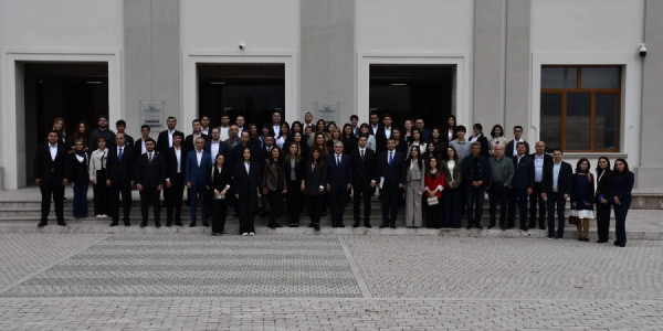 Əlaqələndirmə Qərargahının İşçi Qrupunun üzvləri Qarabağ Universitetində tələbələrlə görüş keçirib
