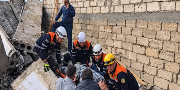 Suraxanıda yaşayış evində uçqun olub, ölən var
