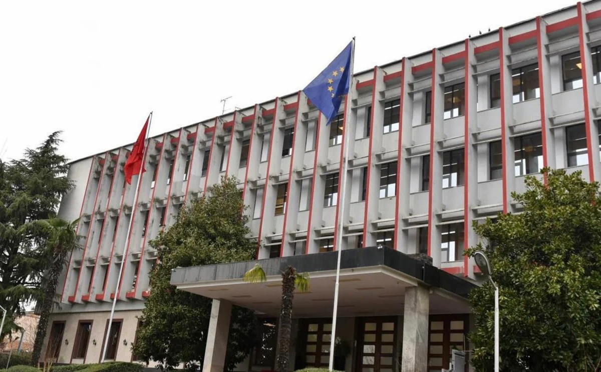 Baş nazir: Rusiya Balkanlar üçün real təhlükə yaradır
