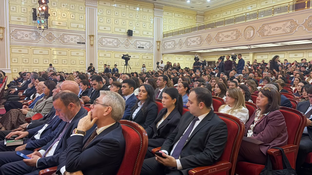 “Daha təhsilli gələcək”: BDU-da VII Beynəlxalq Forum keçirilir