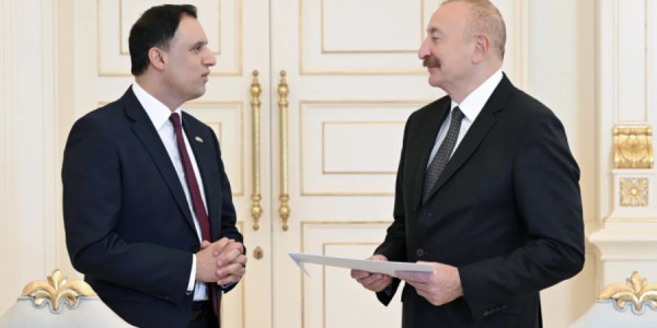 İlham Əliyev Böyük Britaniyanın ticarət üzrə dövlət nazirini qəbul edib