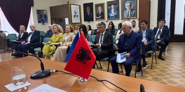 Albaniya Elmlər Akademiyasında Qafqaz Albaniyasının tarixinə həsr olunmuş kitabın təqdimatı keçirilmişdir