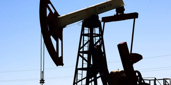 EIA 2027-ci il üçün Azərbaycanda neft hasilatı proqnozunu artırıb
