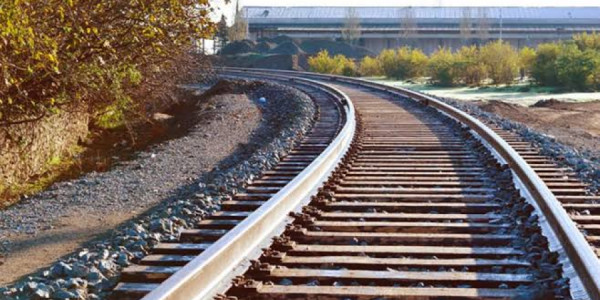 Biləcəri–Yalama dəmir yolu üçün milyonlarla kredit ayrılıb