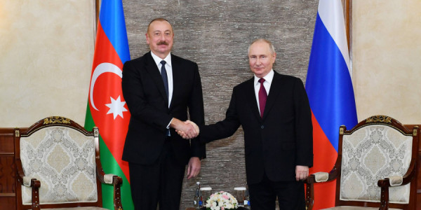 İlham Əliyev ad günü münasibətilə Vladimir Putinə zəng edib