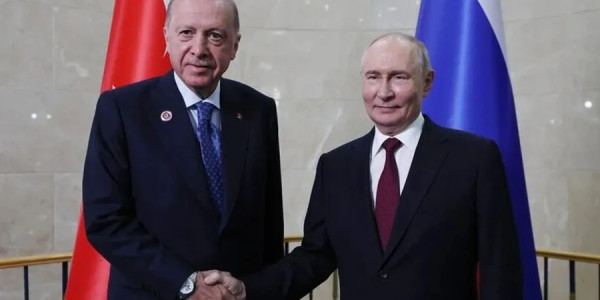 Ərdoğan Putinlə görüşüb