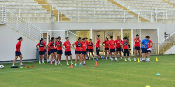Qadınlardan ibarət Azərbaycan millisi "Antalyaspor" klubu ilə yoldaşlıq oyunu keçirəcək