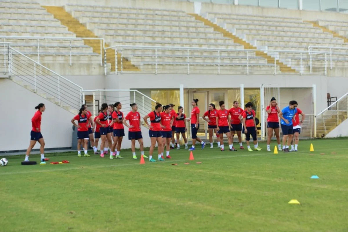 Qadınlardan ibarət Azərbaycan millisi "Antalyaspor" klubu ilə yoldaşlıq oyunu keçirəcək