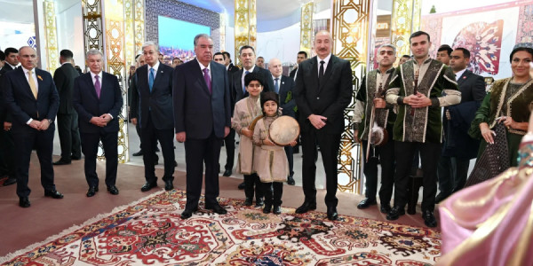 Prezident İlham Əliyev MDB Ölkələrinin Milli Kulinariya Festivalı ilə tanış olub, rəsmi qəbulda iştirak edib