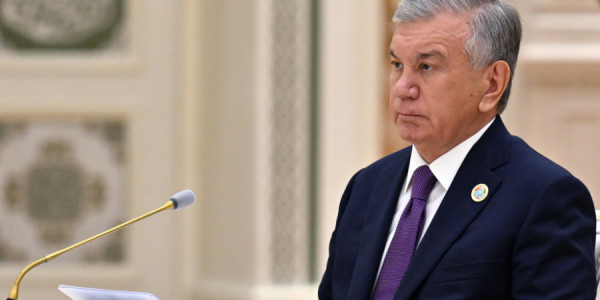 Şavkat Mirziyoyev: Azərbaycan regional iqtisadi və nəqliyyat məkanını gücləndirmək üçün yeni imkanlar açır