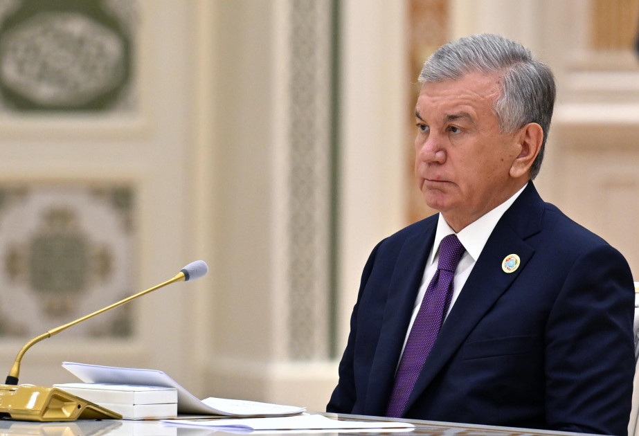 Şavkat Mirziyoyev: Azərbaycan regional iqtisadi və nəqliyyat məkanını gücləndirmək üçün yeni imkanlar açır
