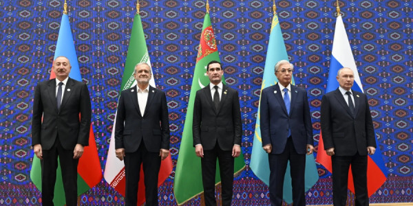 İlham Əliyev Xəzər Ekoloji Sammitində çıxış edib