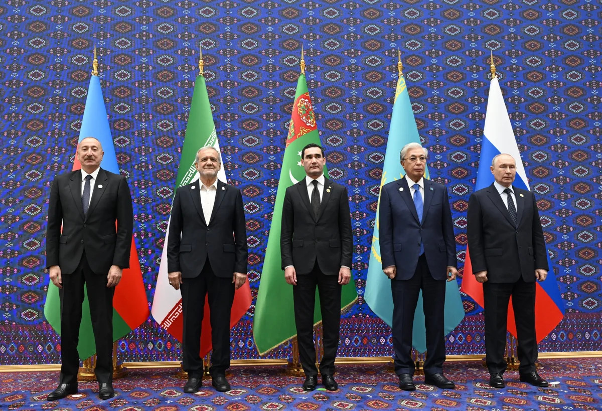 İlham Əliyev Xəzər Ekoloji Sammitində çıxış edib