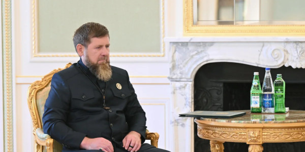 Ramzan Kadırov Bakı-Qroznı reysinin qəzasında həlak olanlarla bağlı İlham Əliyevə başsağlığı verib