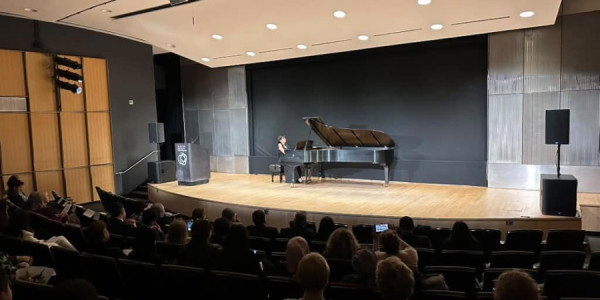 Nyu Yorkun məşhur Linkoln Mərkəzində Azərbaycan musiqisi səslənib
