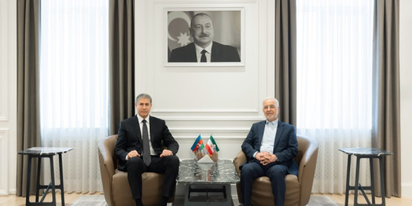 Azərbaycan və İran nazirləri ikitərəfli əməkdaşlığın inkişafını müzakirə ediblər